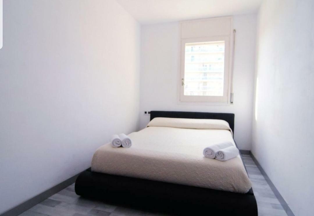 Apartamento Malgrat De Mar Bagian luar foto